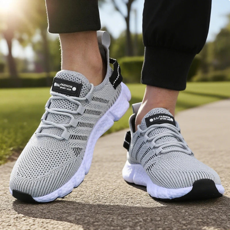 Running Shoes for Men Lightweight Soft Soled Mesh Breathable Lace Up Casual Shoes Outdoor Exercise Tenis Masculino Sneakers Men