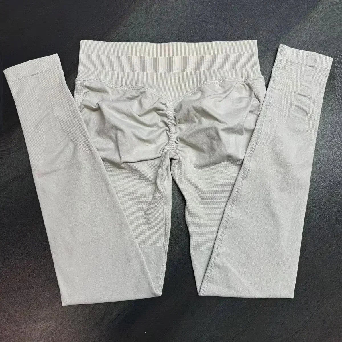 Scrunch Bum Seamless Gym Leggings for Women – Low Waist Push-Up Yoga Pants, Sweat-Wicking Workout Tights, Second-Skin Fit